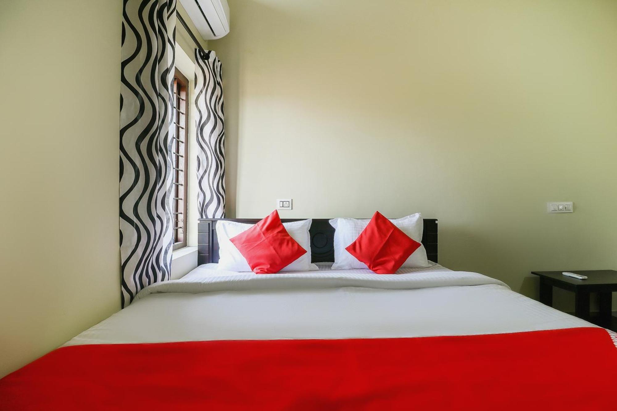Liberty Apartments Kannur Luaran gambar